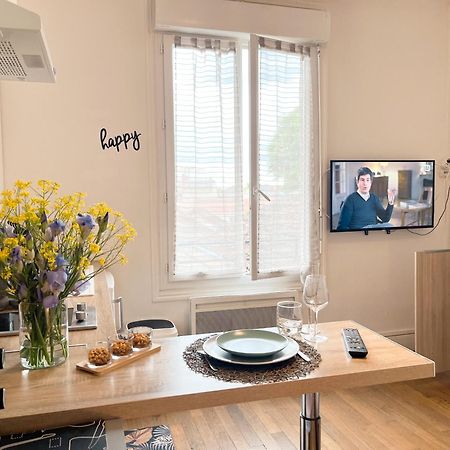 Balade A Montlucon Apartment Ngoại thất bức ảnh