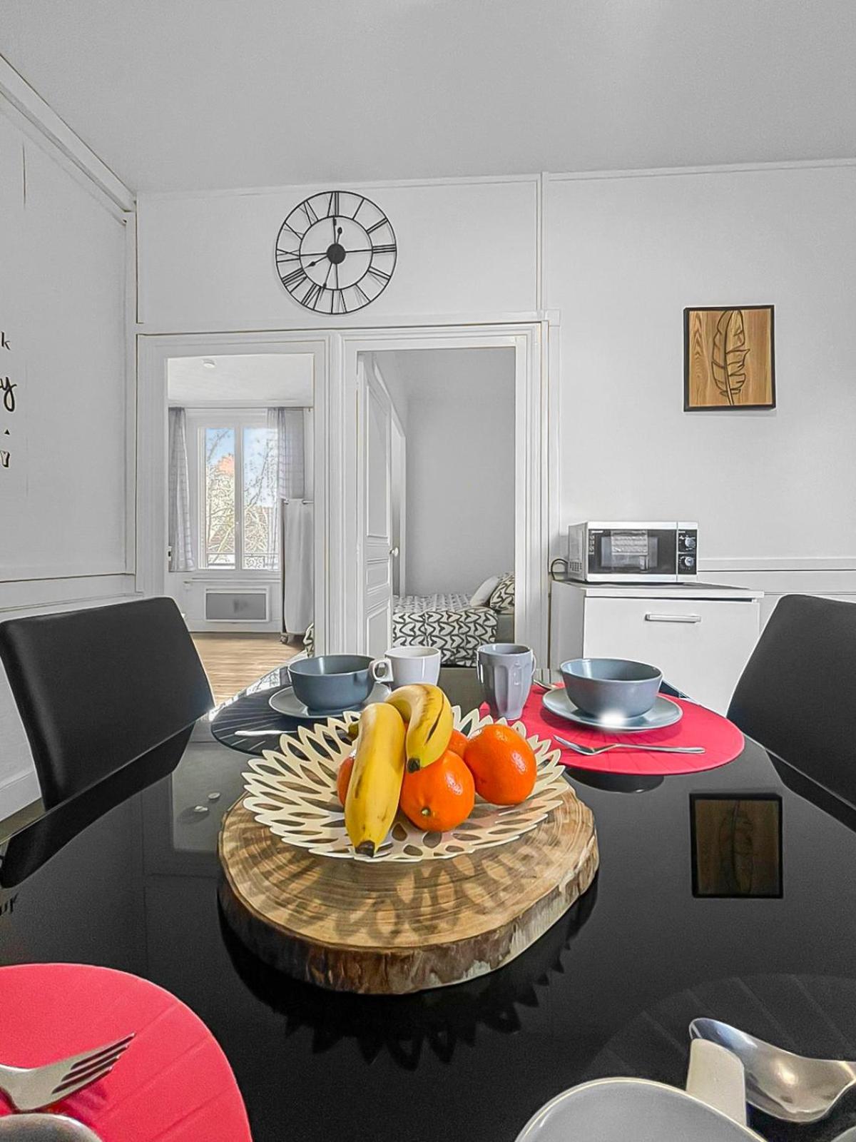 Balade A Montlucon Apartment Ngoại thất bức ảnh