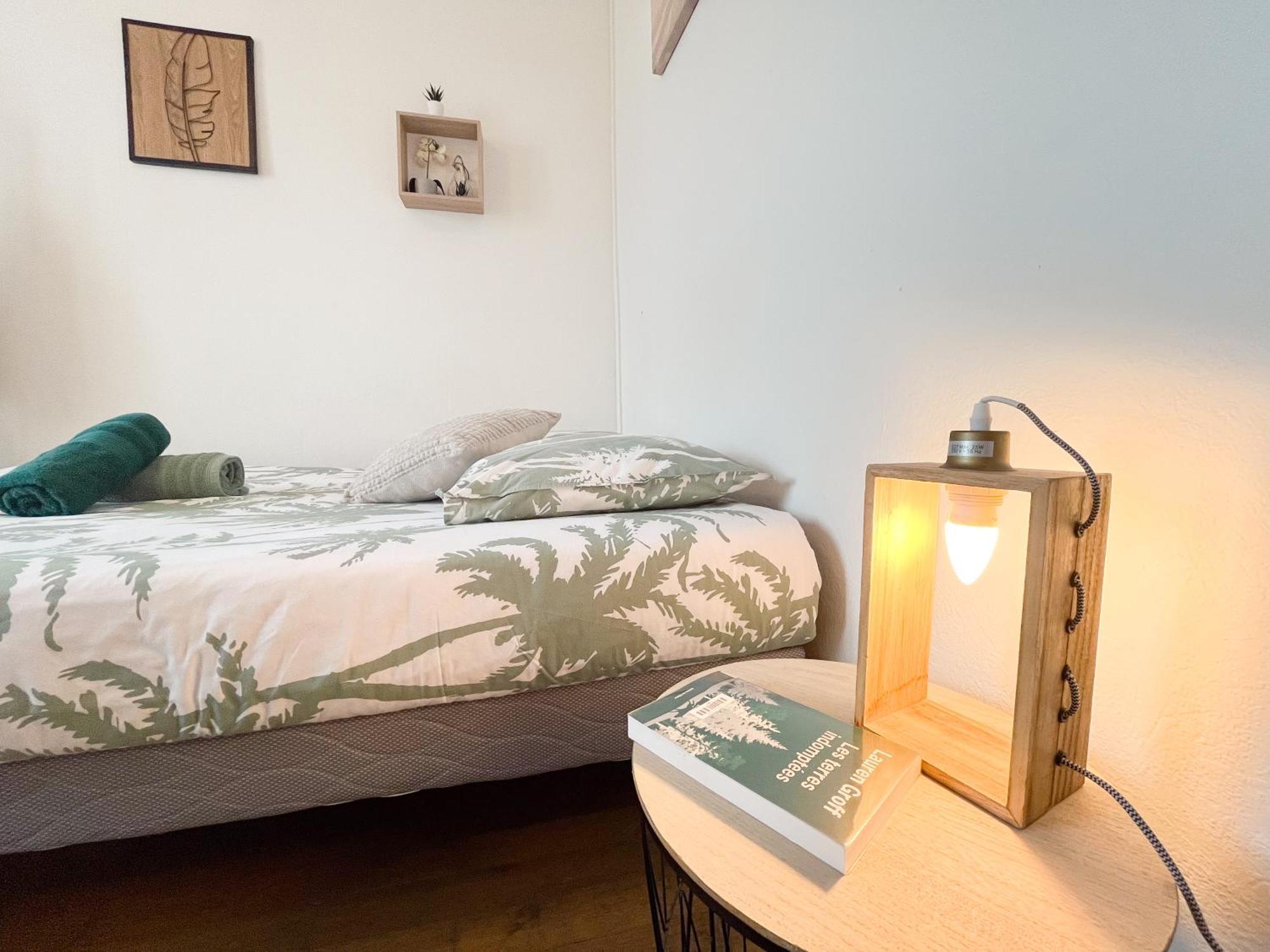 Balade A Montlucon Apartment Ngoại thất bức ảnh