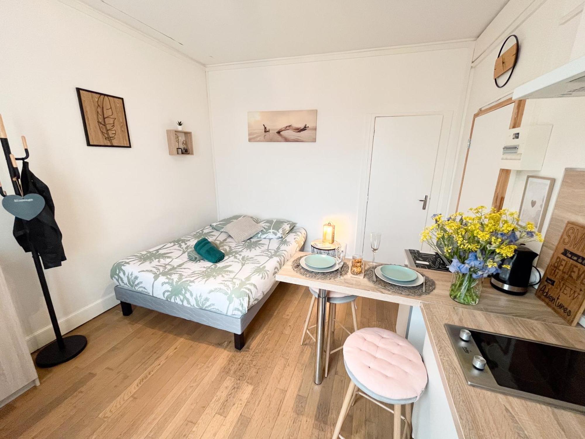 Balade A Montlucon Apartment Ngoại thất bức ảnh